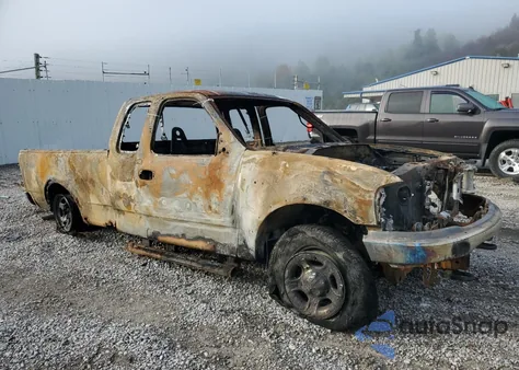 2000 Ford F150 z USA, uszkodzony, nr VIN 1FTRX18L2YNC34422